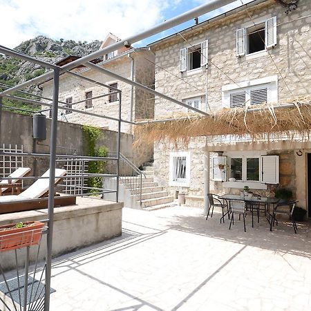 Apartmán Stone House Dragutinovic Kotor Exteriér fotografie