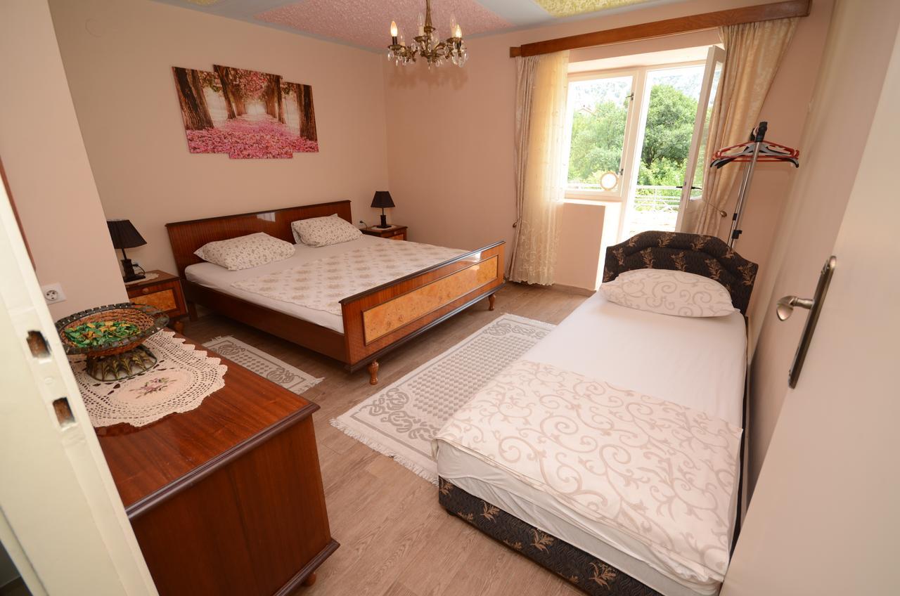 Apartmán Stone House Dragutinovic Kotor Exteriér fotografie